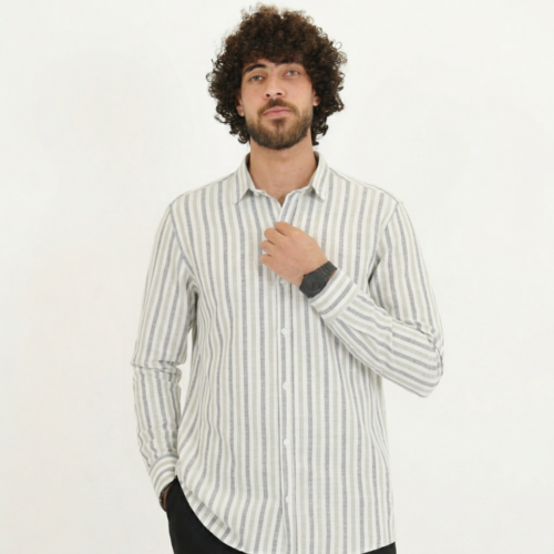 قميص رجالي متعدد الألوان